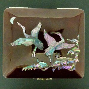 Vtg.Brown Wood Lacquer Cranes Mother Of Pearl Inlay Mirror Jewelry/Trinket Box